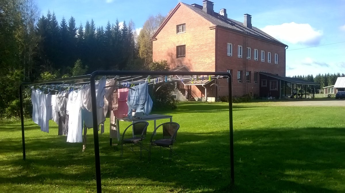Niittykallion perhehoitajat Johanna ja Anna